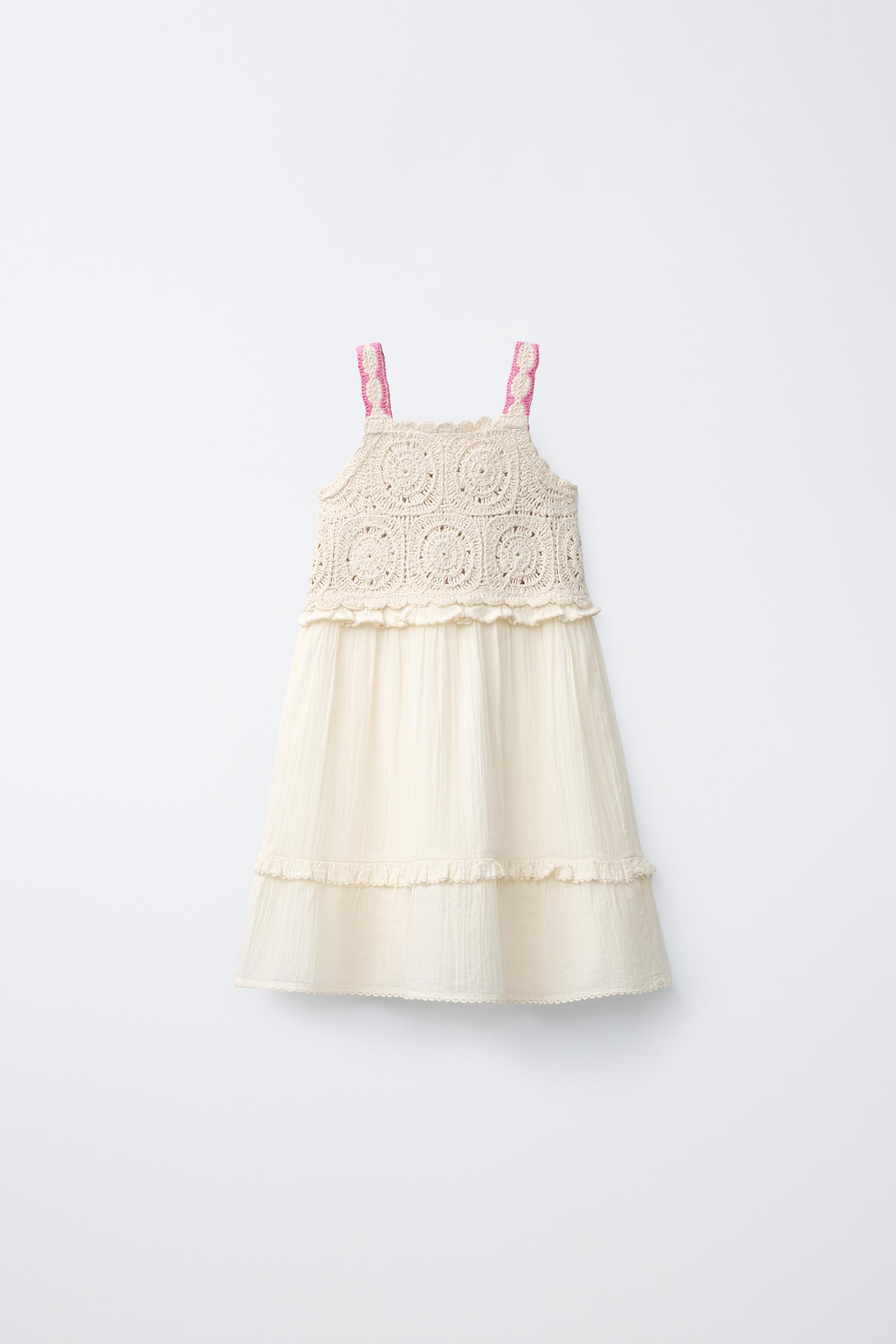 ROBE EN MAILLE ET CROCHET
